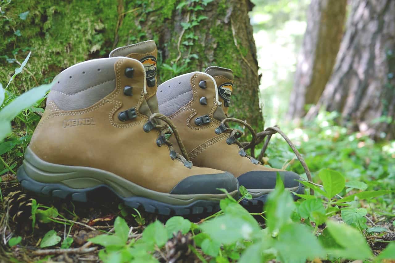 mens hiking boots under $5